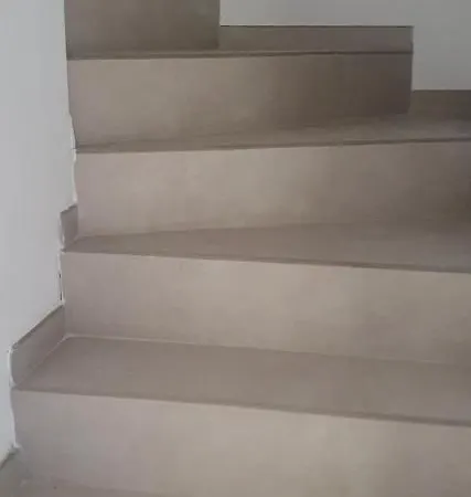 Charmante Neuve Au Bord De La Villa