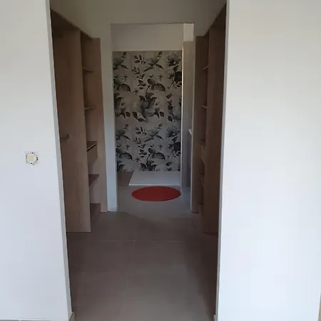 Charmante Villa Neuve Au Bord De La Plage *